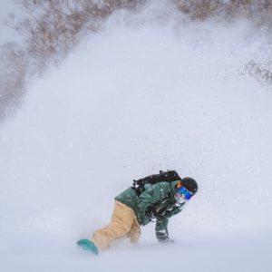 Freeride Snowboarding Hokkaido - Japow