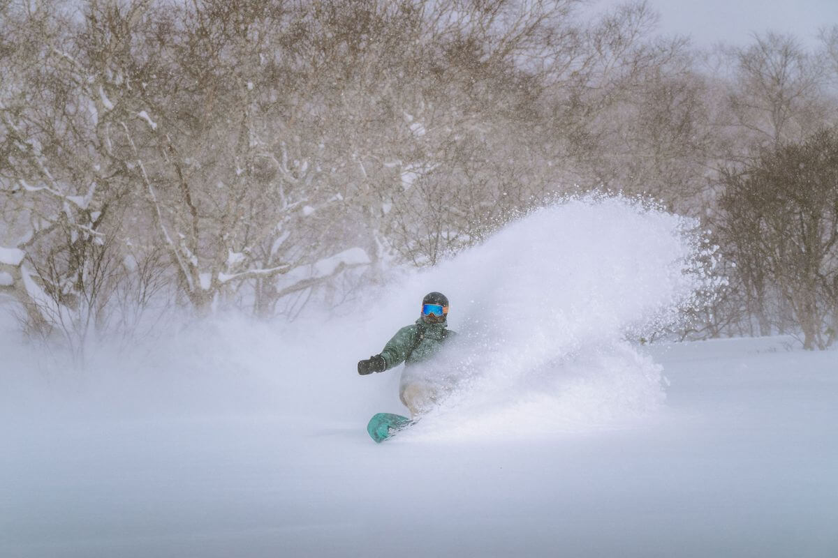 Freeride Snowboarding Hokkaido