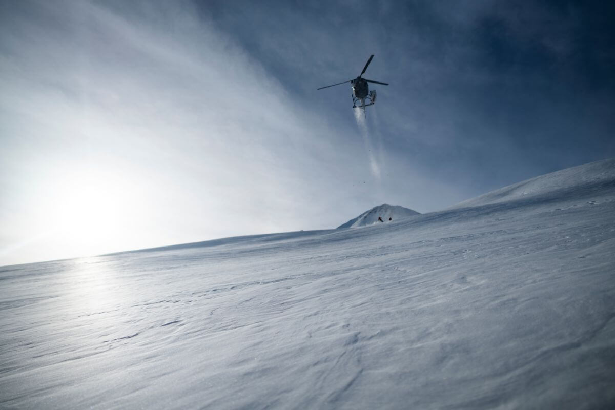 Heliskiing in the majestic Grand Caucasus in Georgia