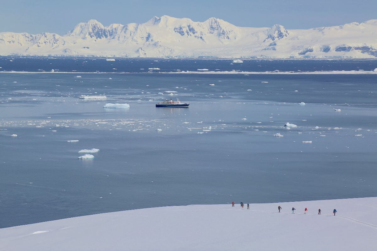 Heliski Cruise Patagonia Antarctica