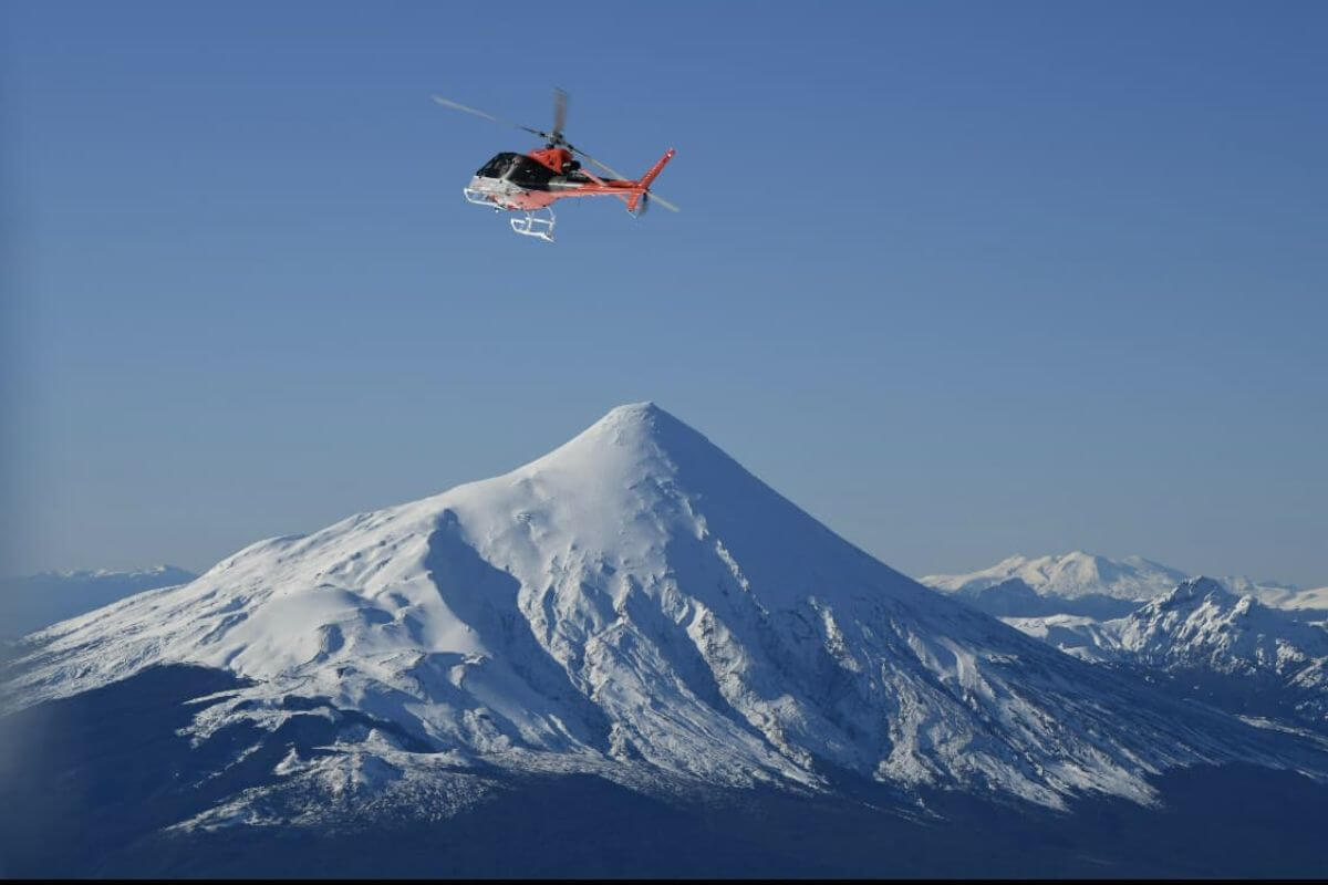 Heliski in the Central Andes in Chile