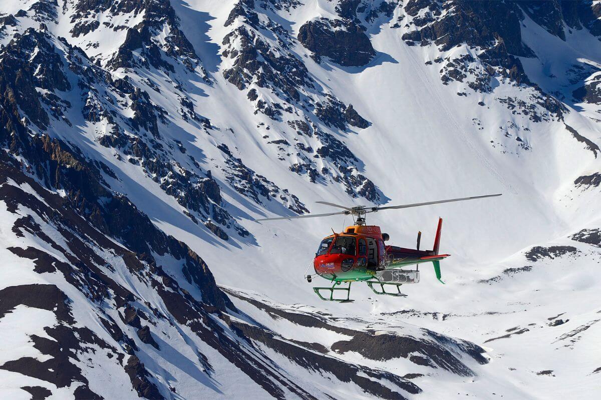 Heliski in the Central Andes in Chile