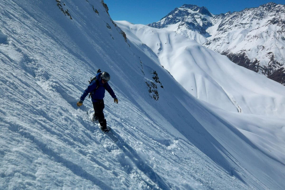 Heliski in the Central Andes in Chile