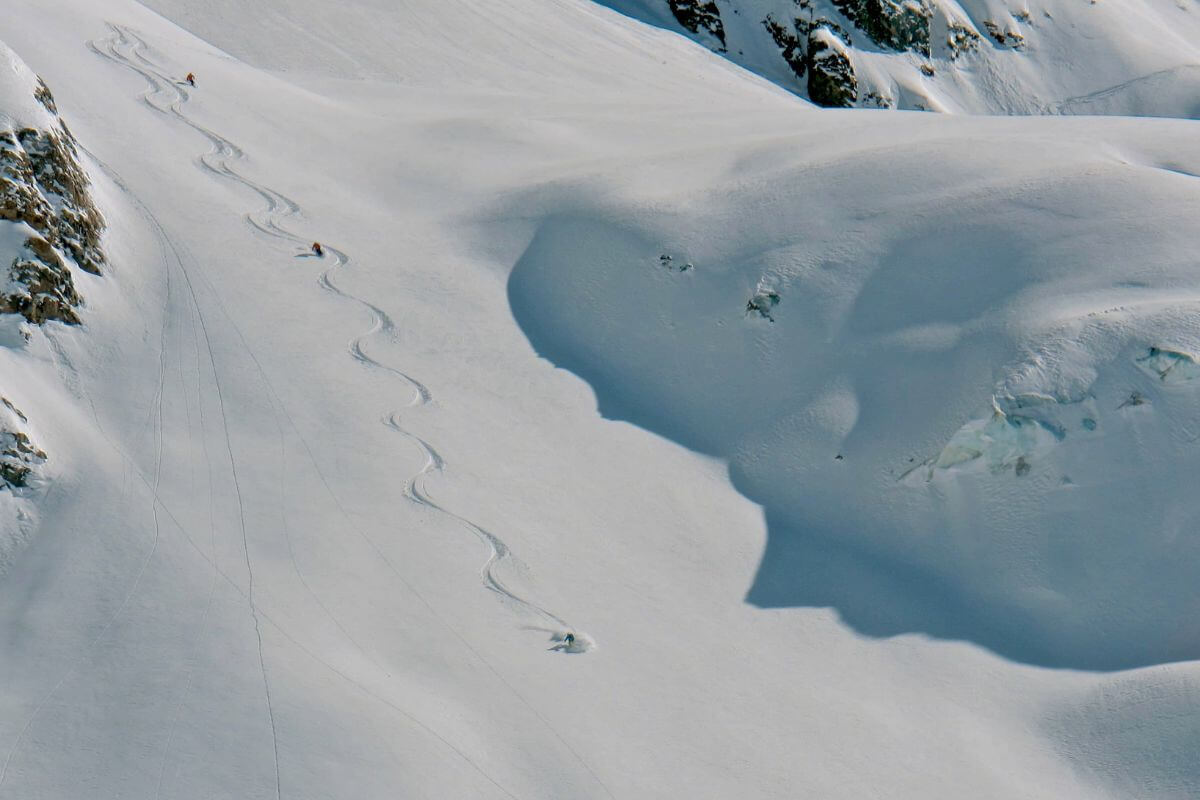 Heliski in the Central Andes in Chile