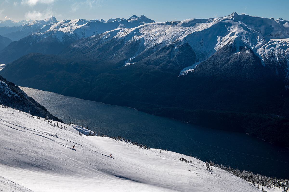 Catamaran Heliski in Canada