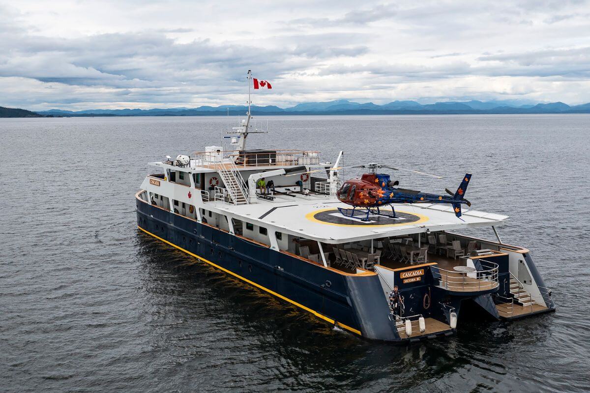 Catamaran Heliski in Canada