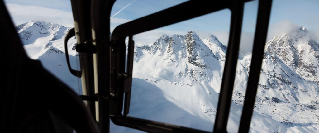 Catamaran Heliski in Canada