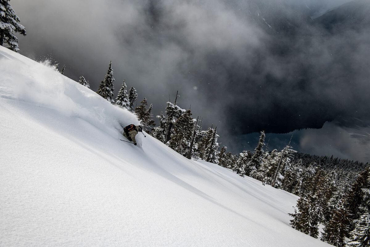 Heliski in Canada British Columbia