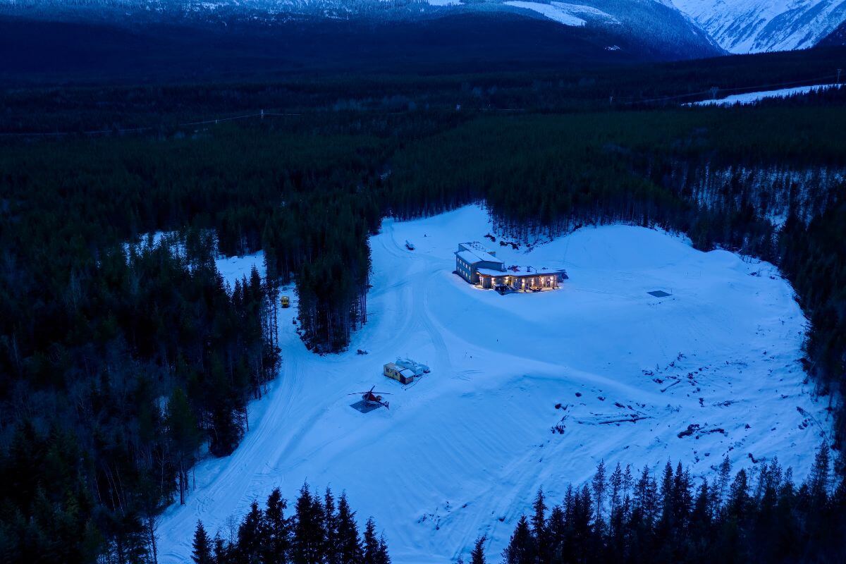 Heliski in British Columbia Lodge