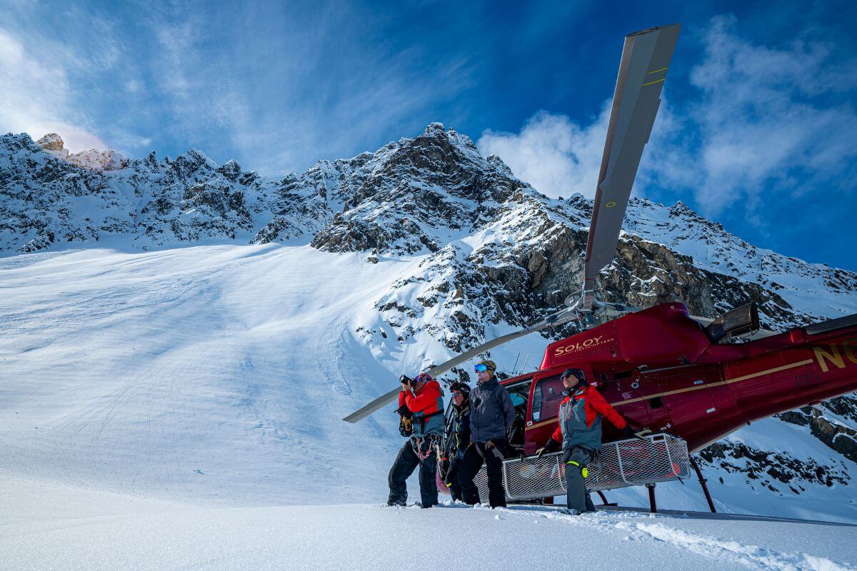 Tordrillo Mountain Lodge Aircrafts