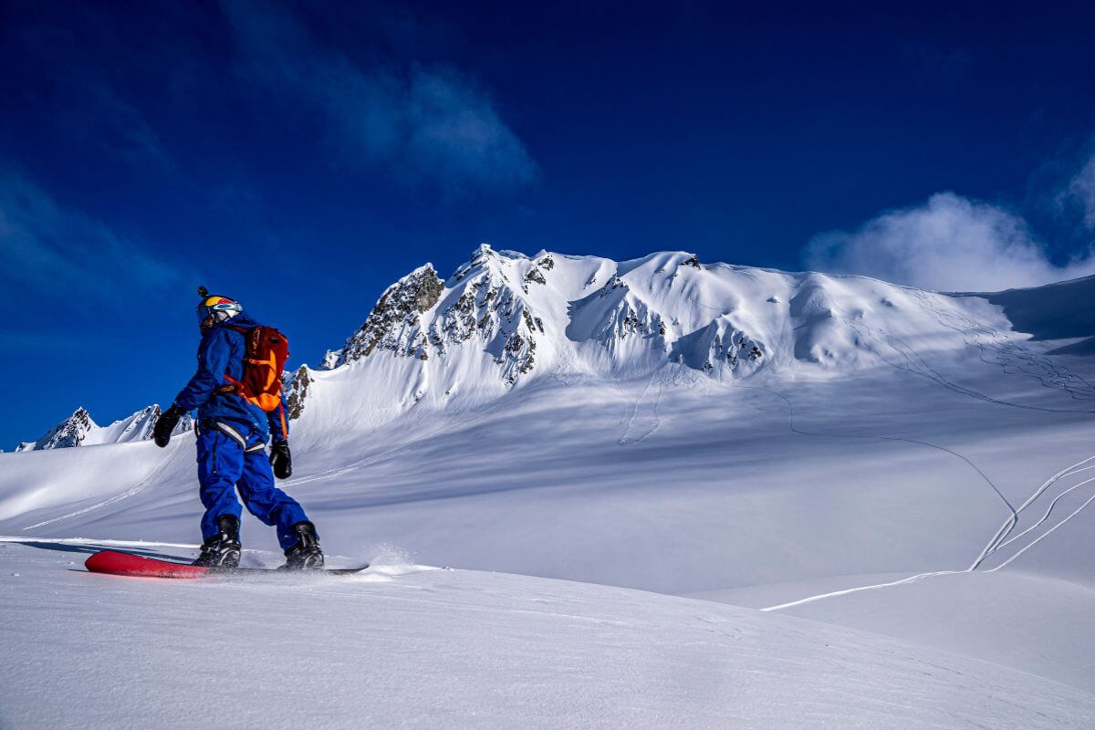 Tordrillo Mountain Lodge Alaska Heliski