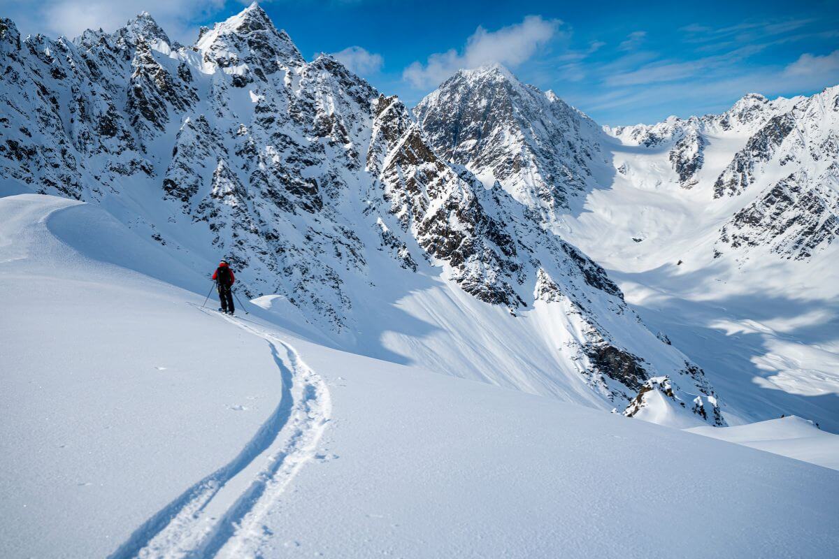 Tordrillo Mountain Lodge Alaska Heliski