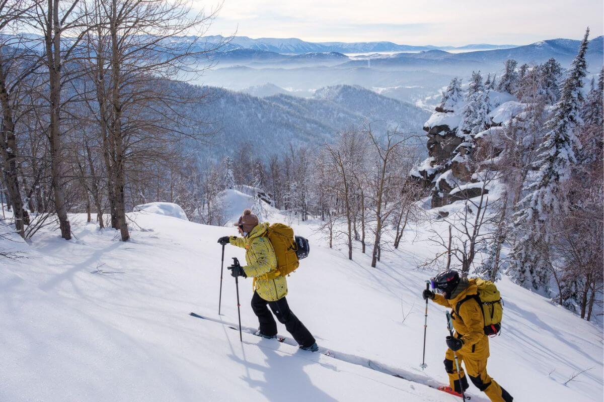 Altay Mountain Lodge & Yurts Skitouring and Splitboarding