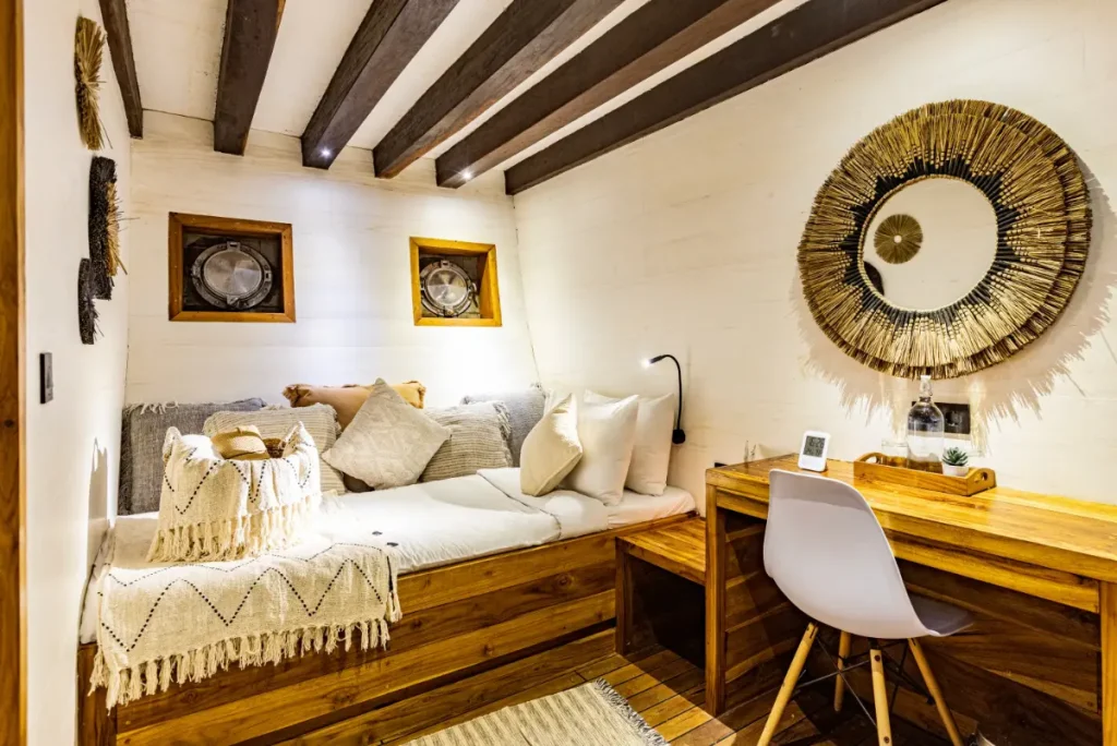 aesthetic view of a bedroom