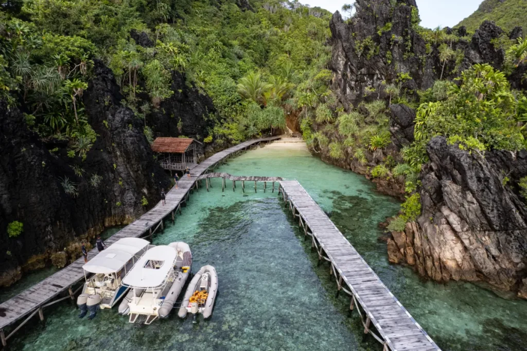turquoise water in a small tropical cove