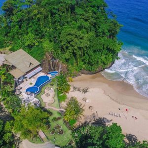 Red Frog Beach Island Resort